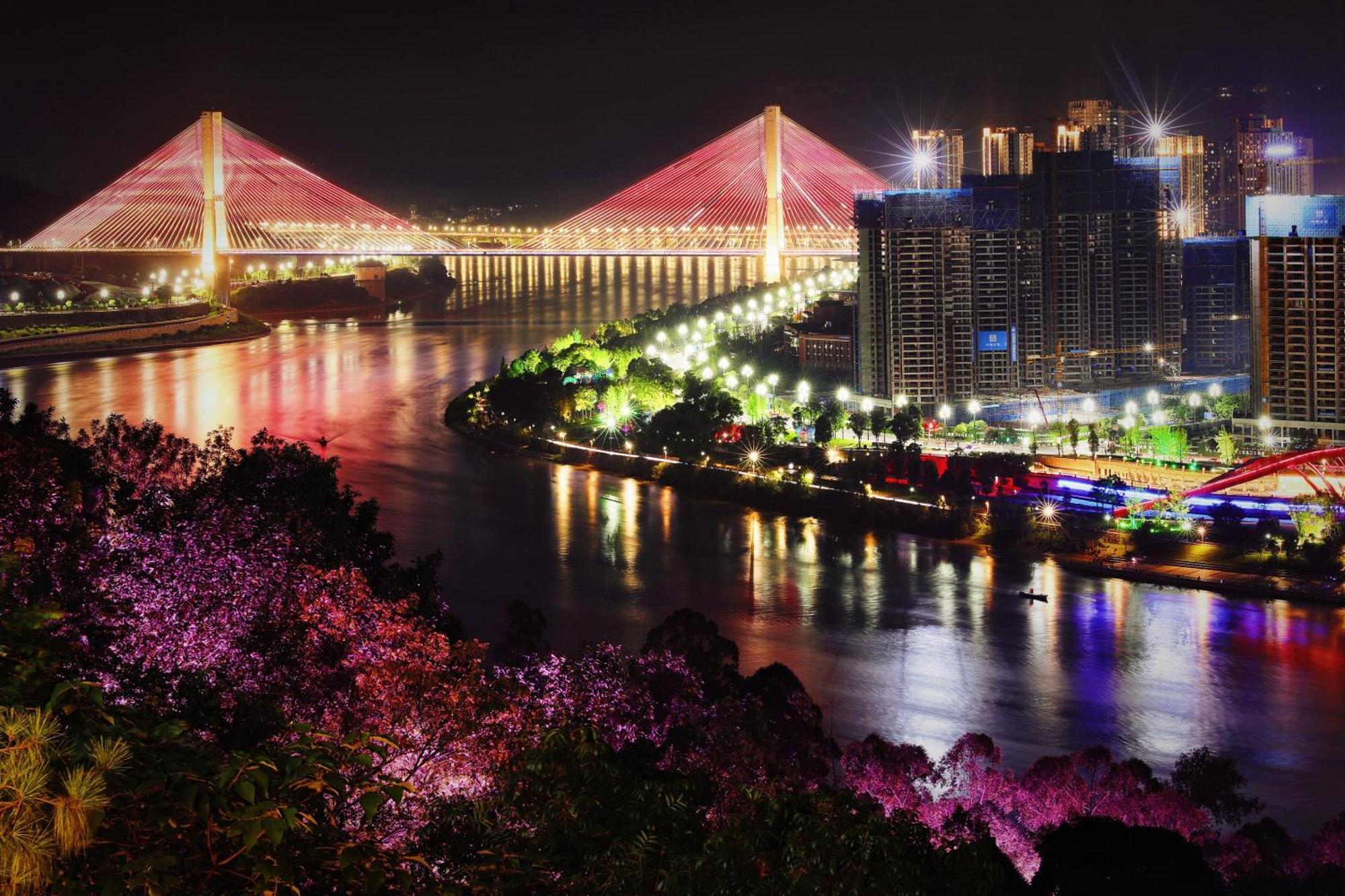 Отель Crowne Plaza Yibin By Ihg Экстерьер фото
