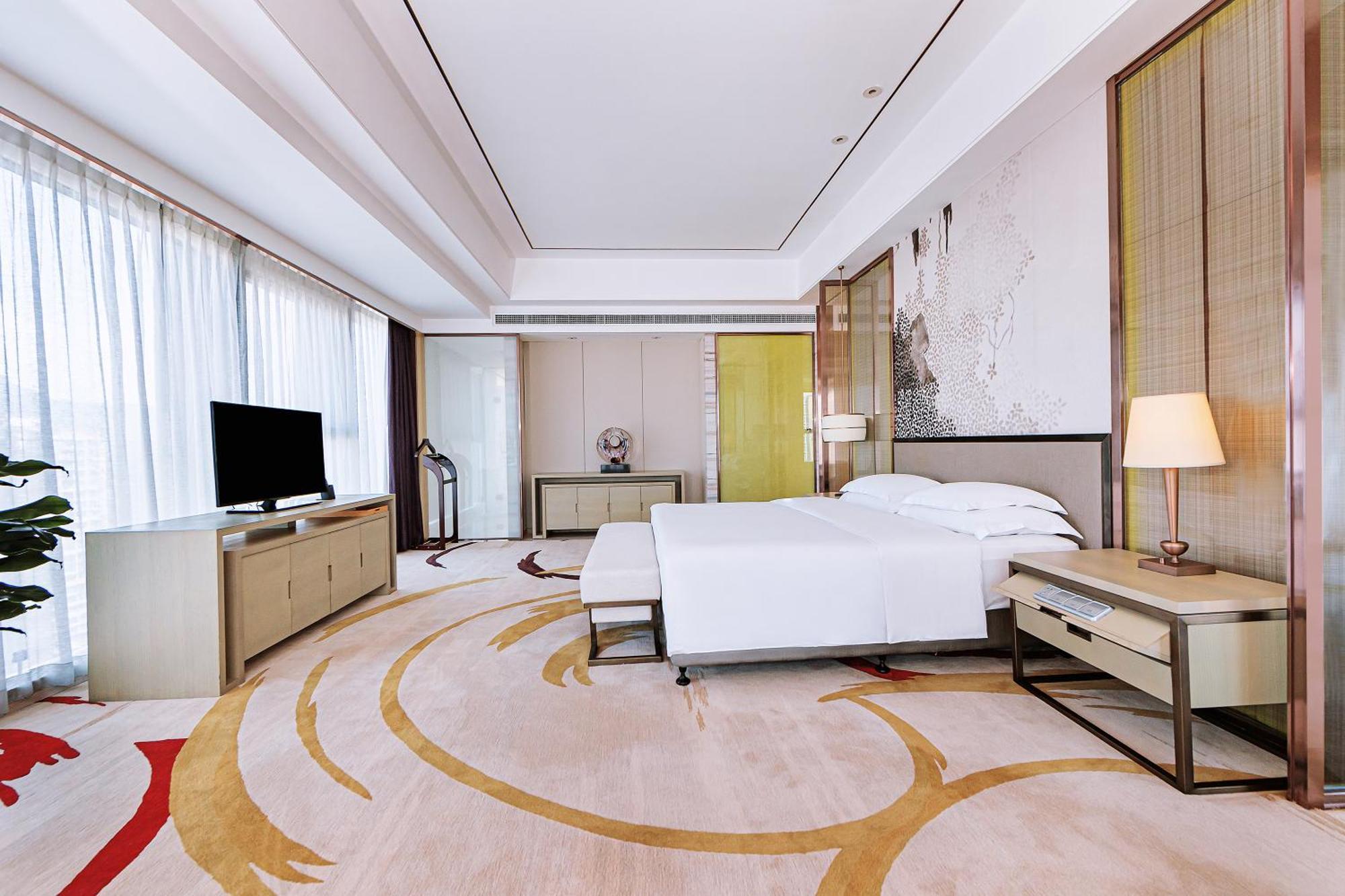 Отель Crowne Plaza Yibin By Ihg Экстерьер фото