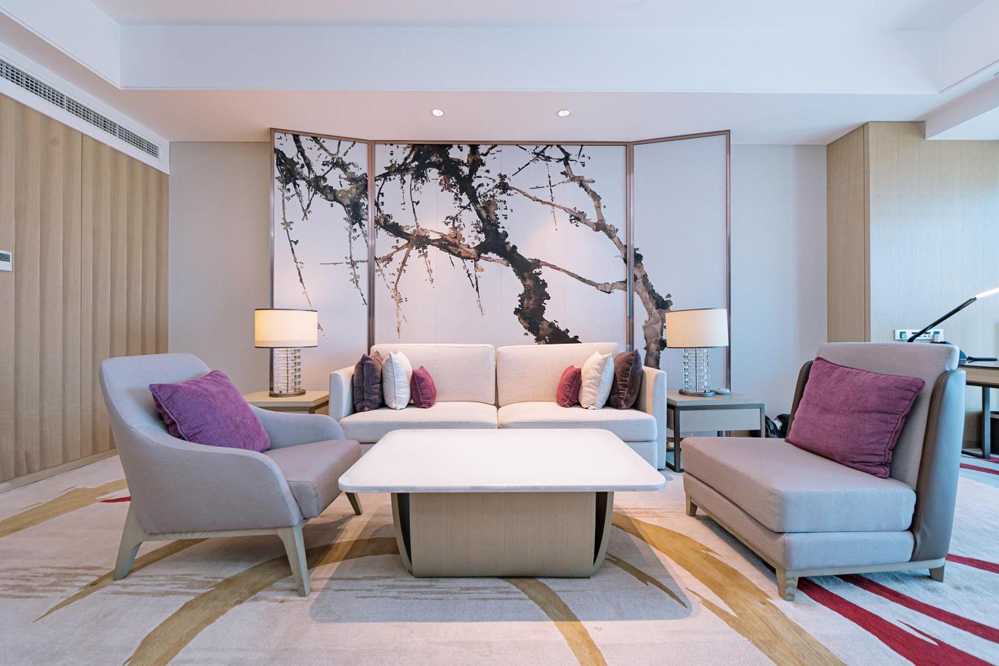 Отель Crowne Plaza Yibin By Ihg Экстерьер фото